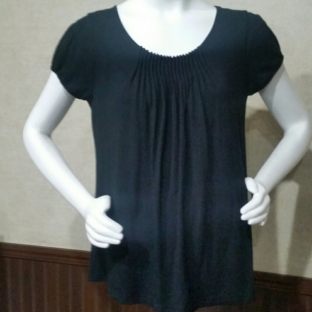 Black Gathered Top by New York & Company Size M